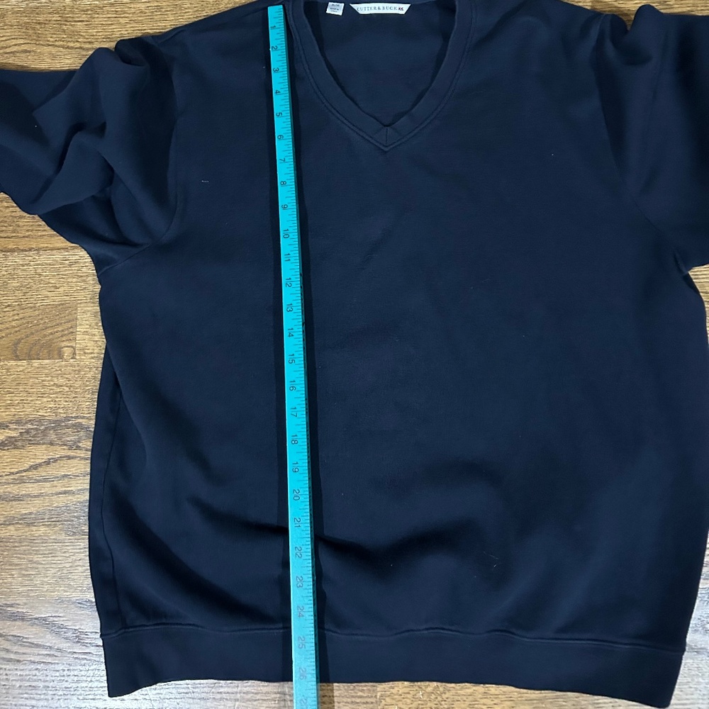 Men’s Navy V Neck Sweater XL Cutter & Buck Classic Casual